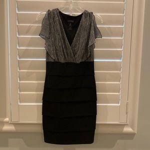 En Focus Studio Silver/Black Dress